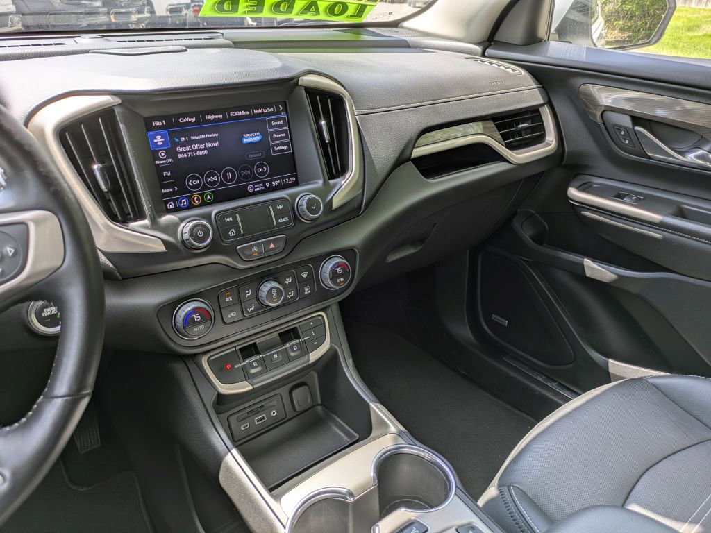 Certified 2022 GMC Terrain Denali w/ Denali Premium Package AWD/4WD image 20