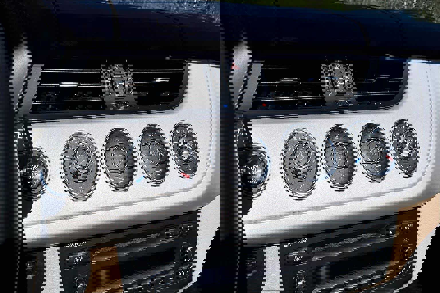 Used 2012 BMW Z4 sDrive28i image 34