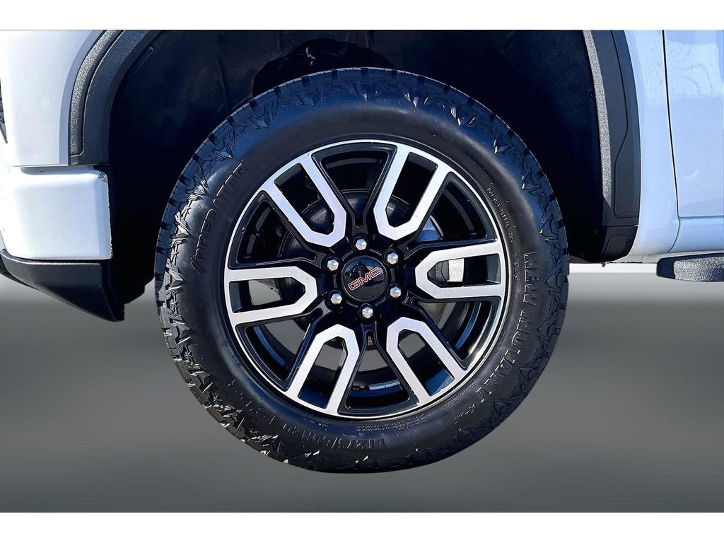 Used 2023 GMC Sierra 1500 AT4 w/ Technology Package image 30