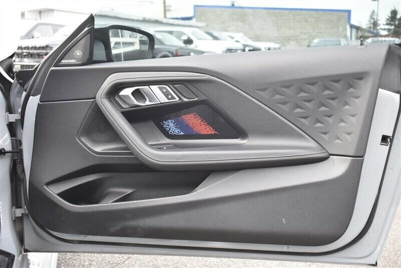 Used 2023 BMW M2 w/ Lighting Package image 21