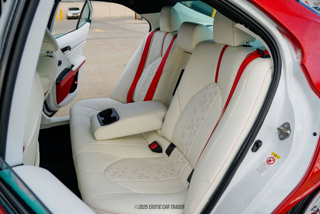 Used 2019 Toyota Camry XSE image 39