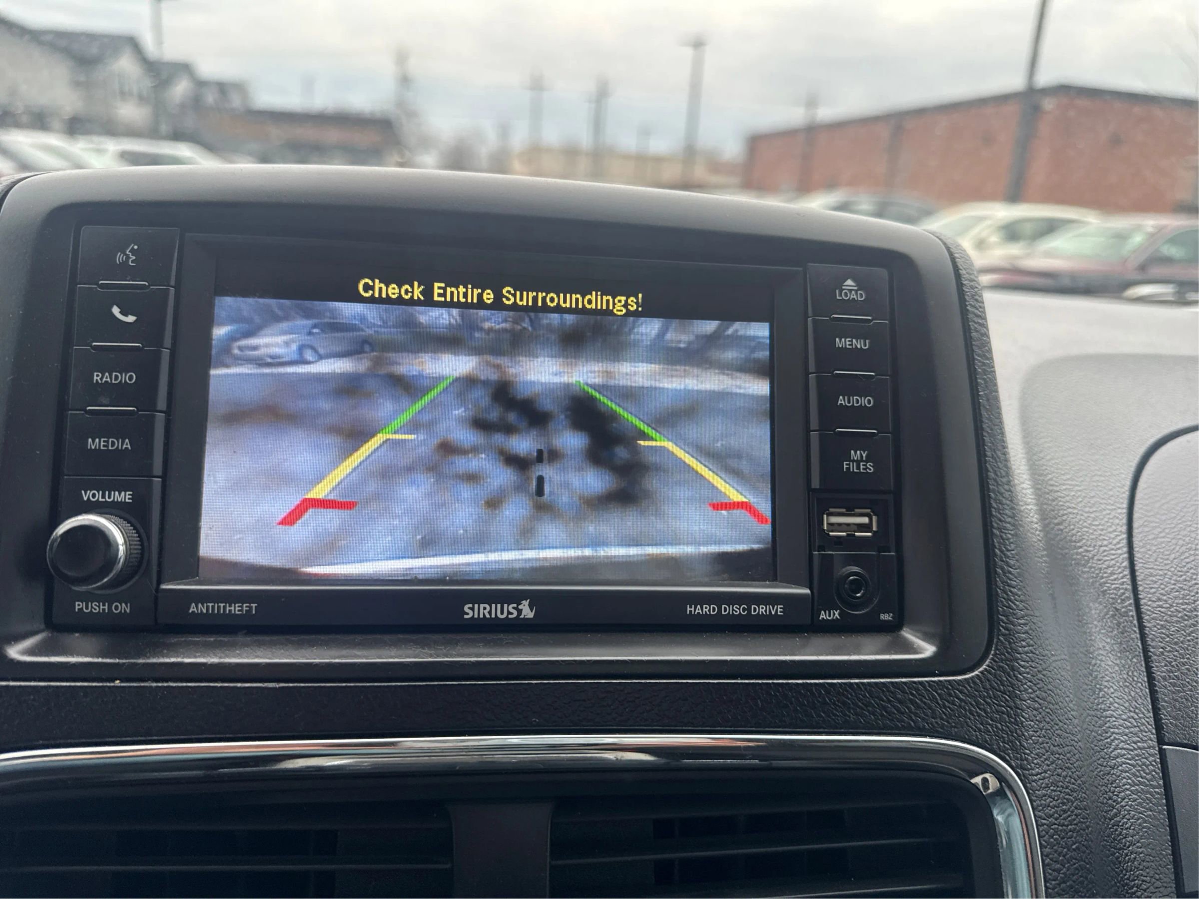 Used 2012 Dodge Grand Caravan SXT w/ UConnect Hands-Free Group image 27