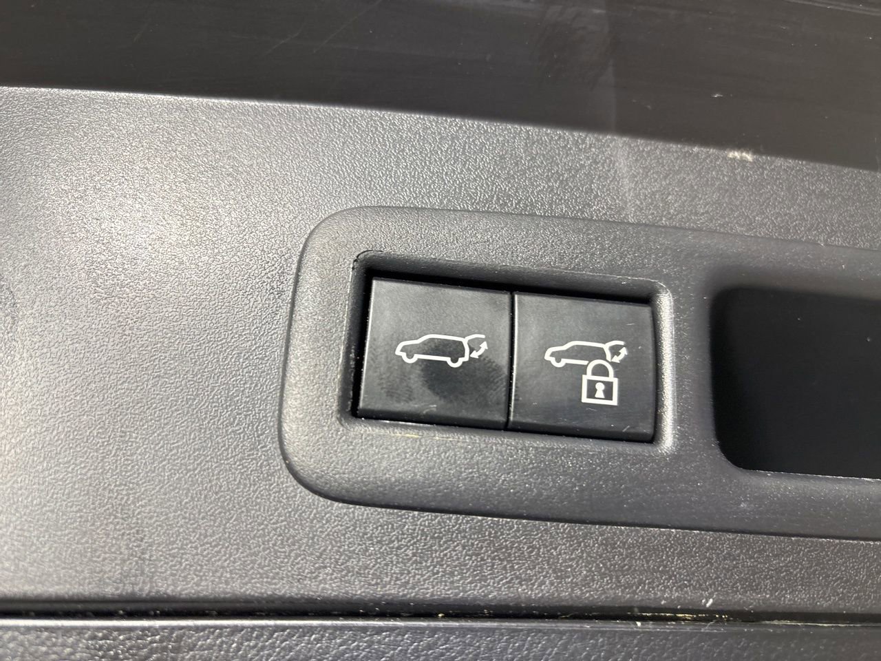 Used 2023 Lexus UX 250h FWD w/ Premium Package image 24