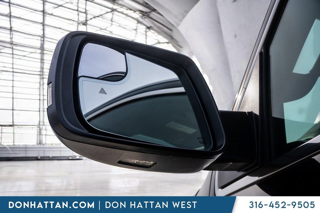 Used 2022 RAM 1500 Limited w/ Body Color Bumper Group image 34