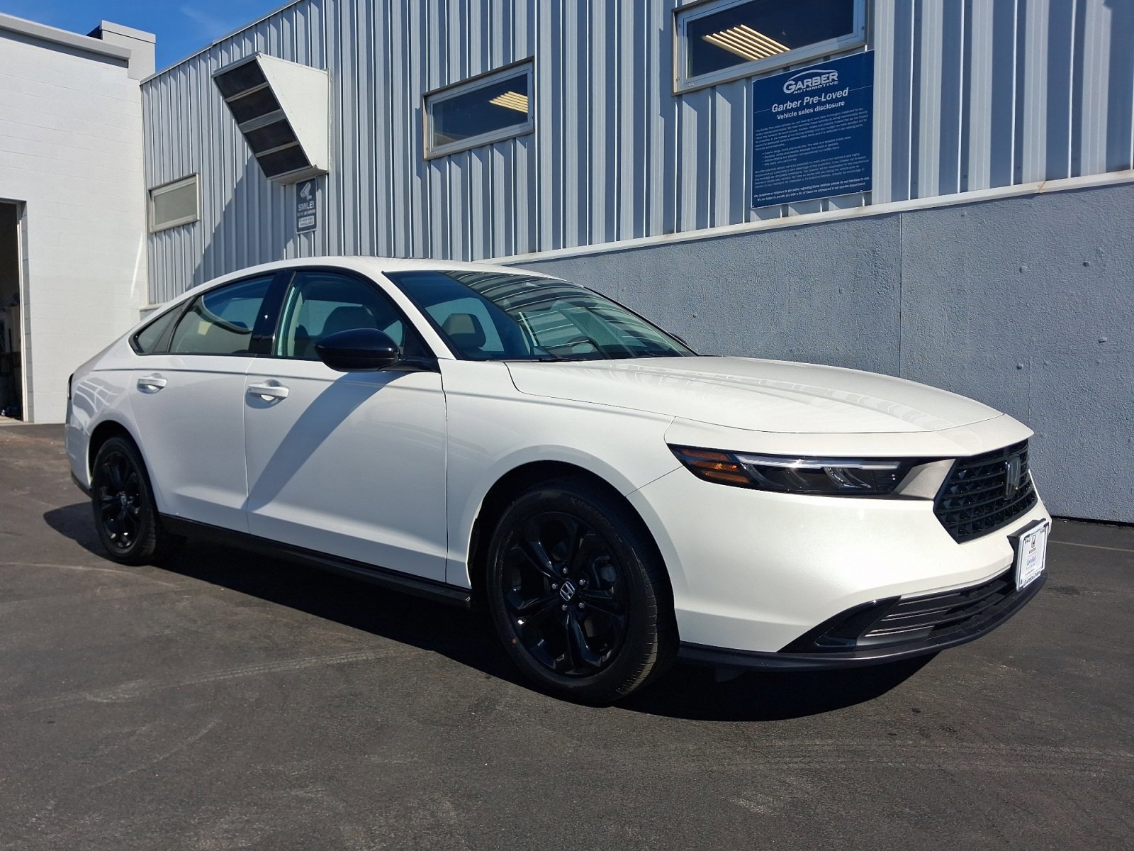 Used 2025 Honda Accord SE image 7