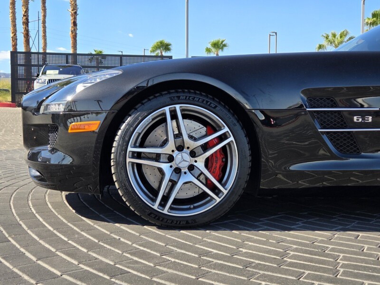 Used 2012 Mercedes-Benz SLS AMG Roadster image 12