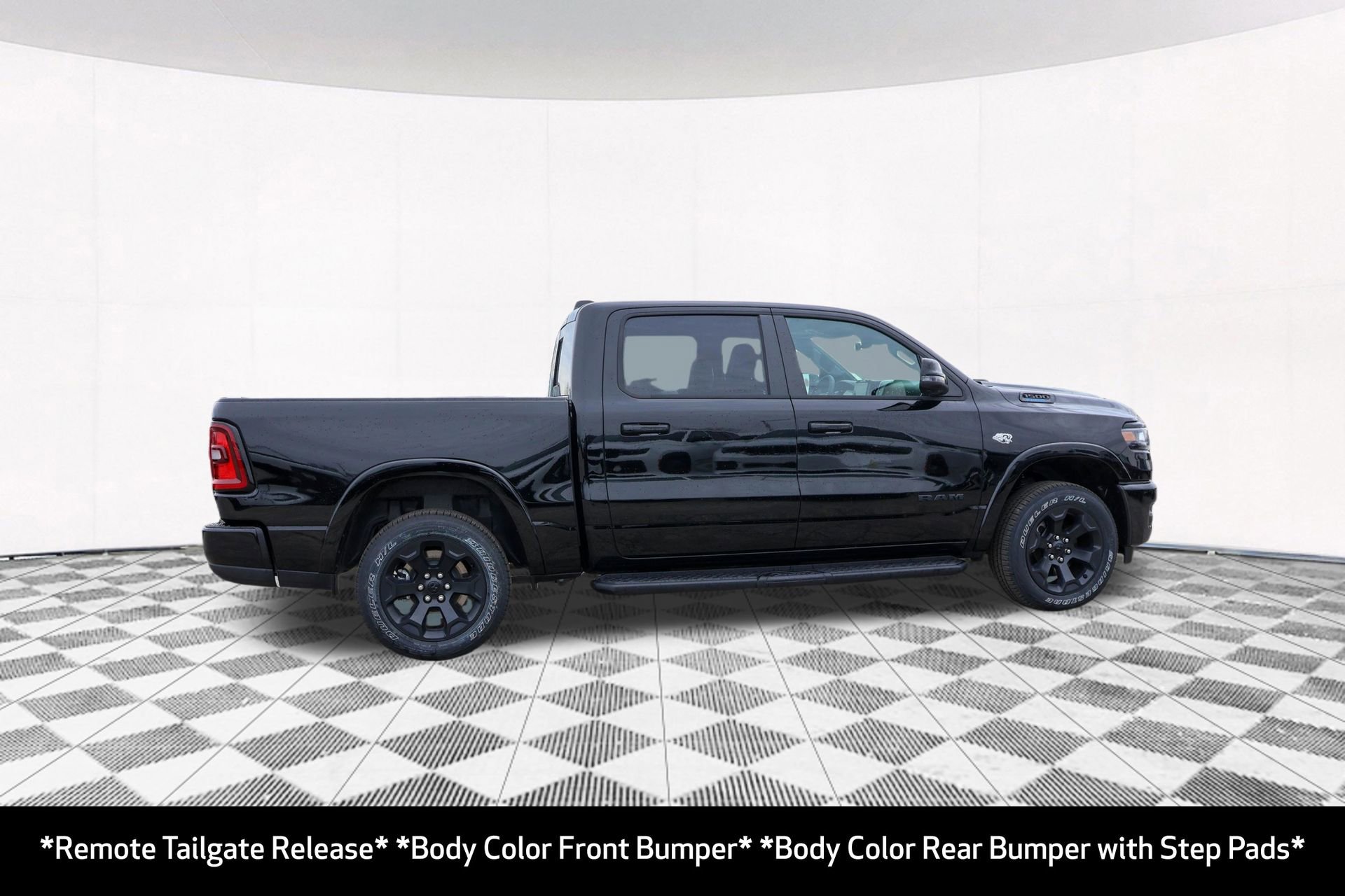 New 2026 RAM 1500 4x4 Crew Cab image 13