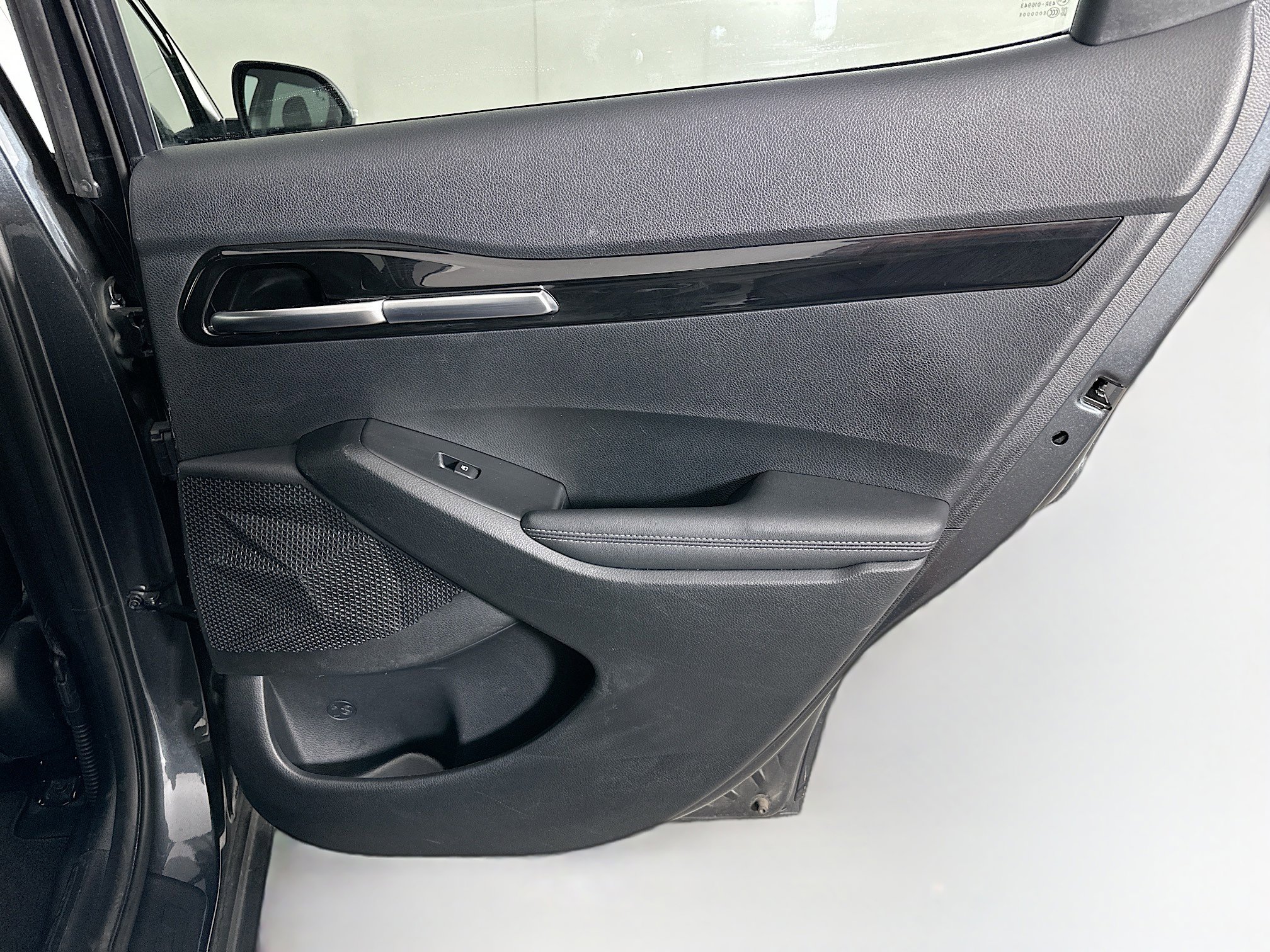 Used 2025 Kia Seltos S image 29