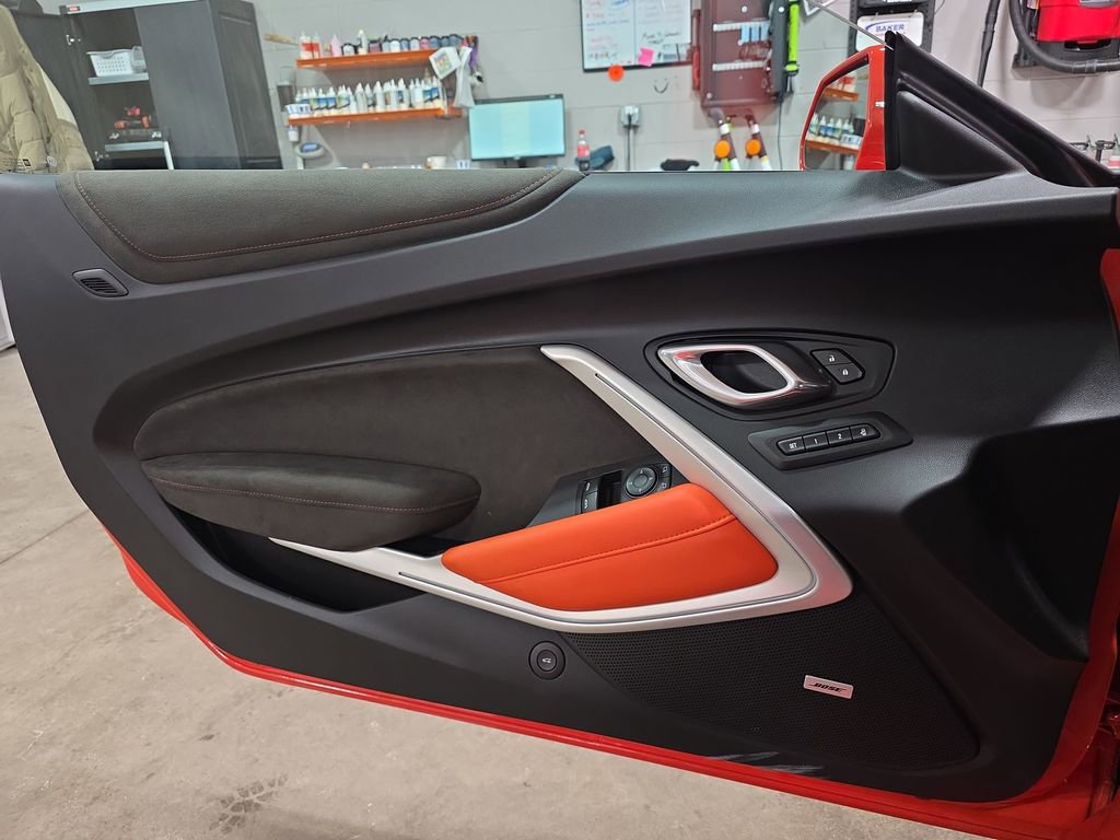 Used 2018 Chevrolet Camaro SS w/ Hot Wheels Edition image 27