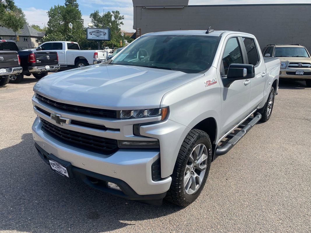 Used 2019 Chevrolet Silverado 1500 RST image 3