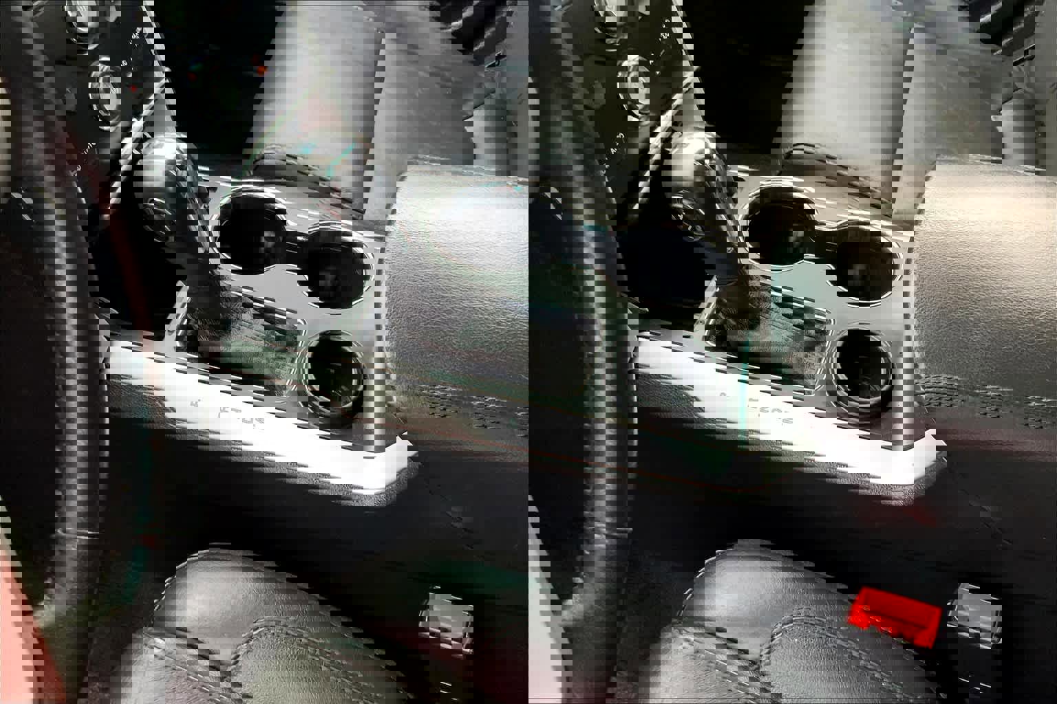 Used 2015 Ford Explorer XLT w/ Equipment Group 202B image 16