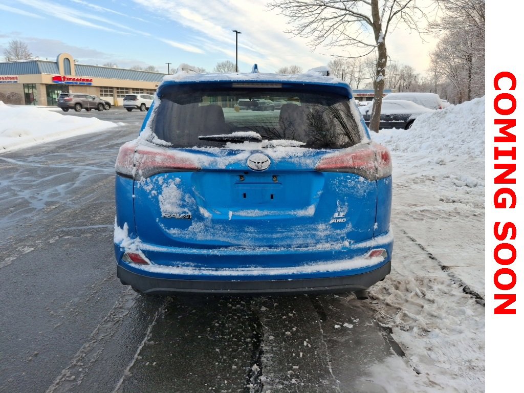 Used 2016 Toyota RAV4 LE image 5
