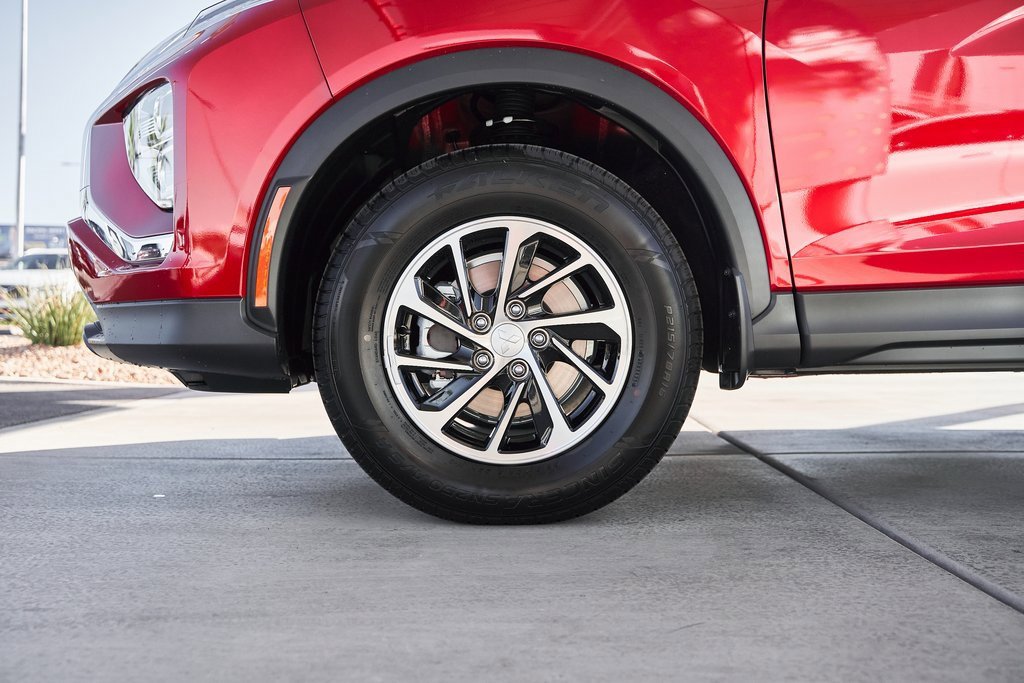 New 2026 Mitsubishi Eclipse Cross ES image 3