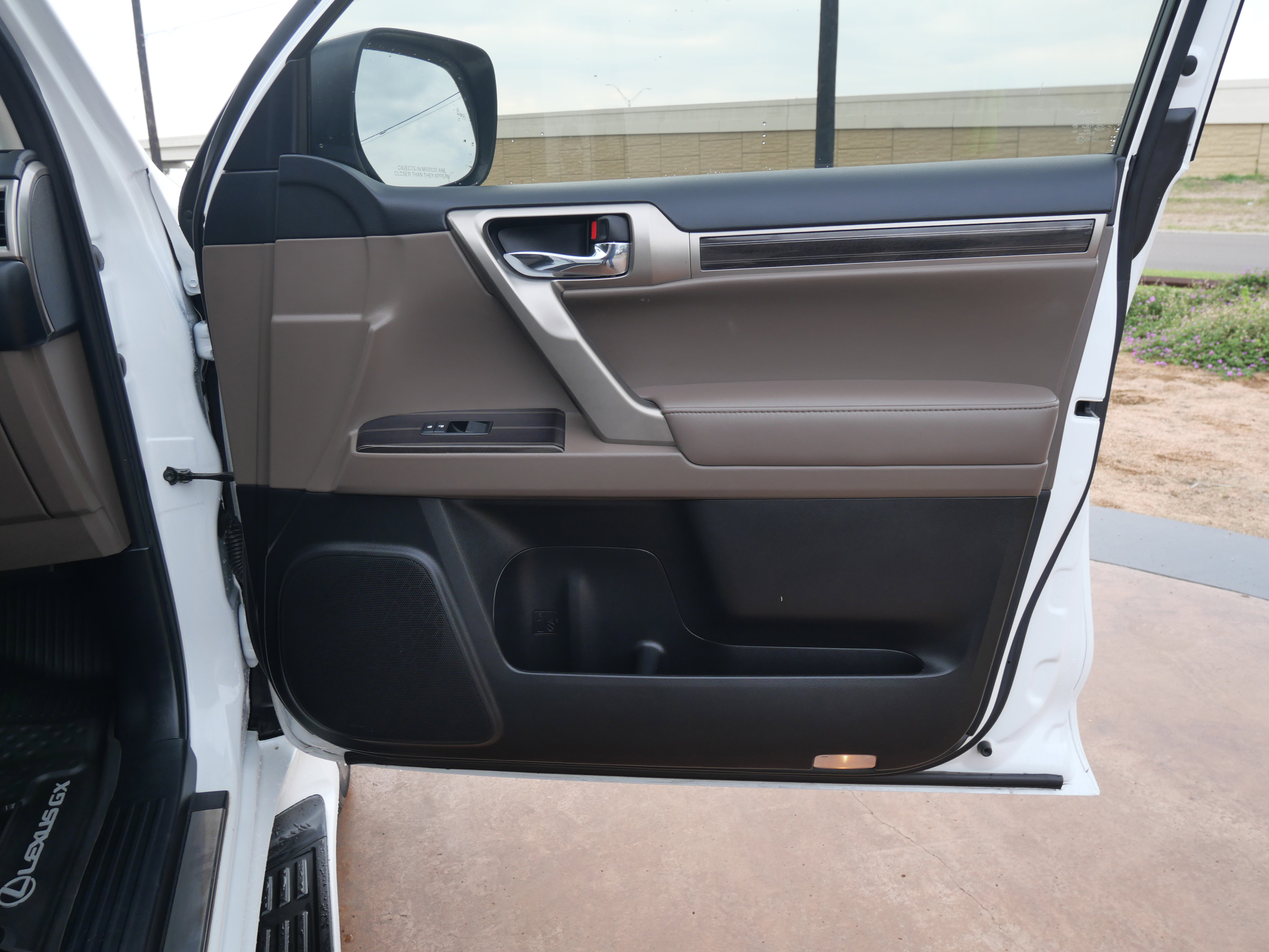 Used 2020 Lexus GX 460 Premium image 14