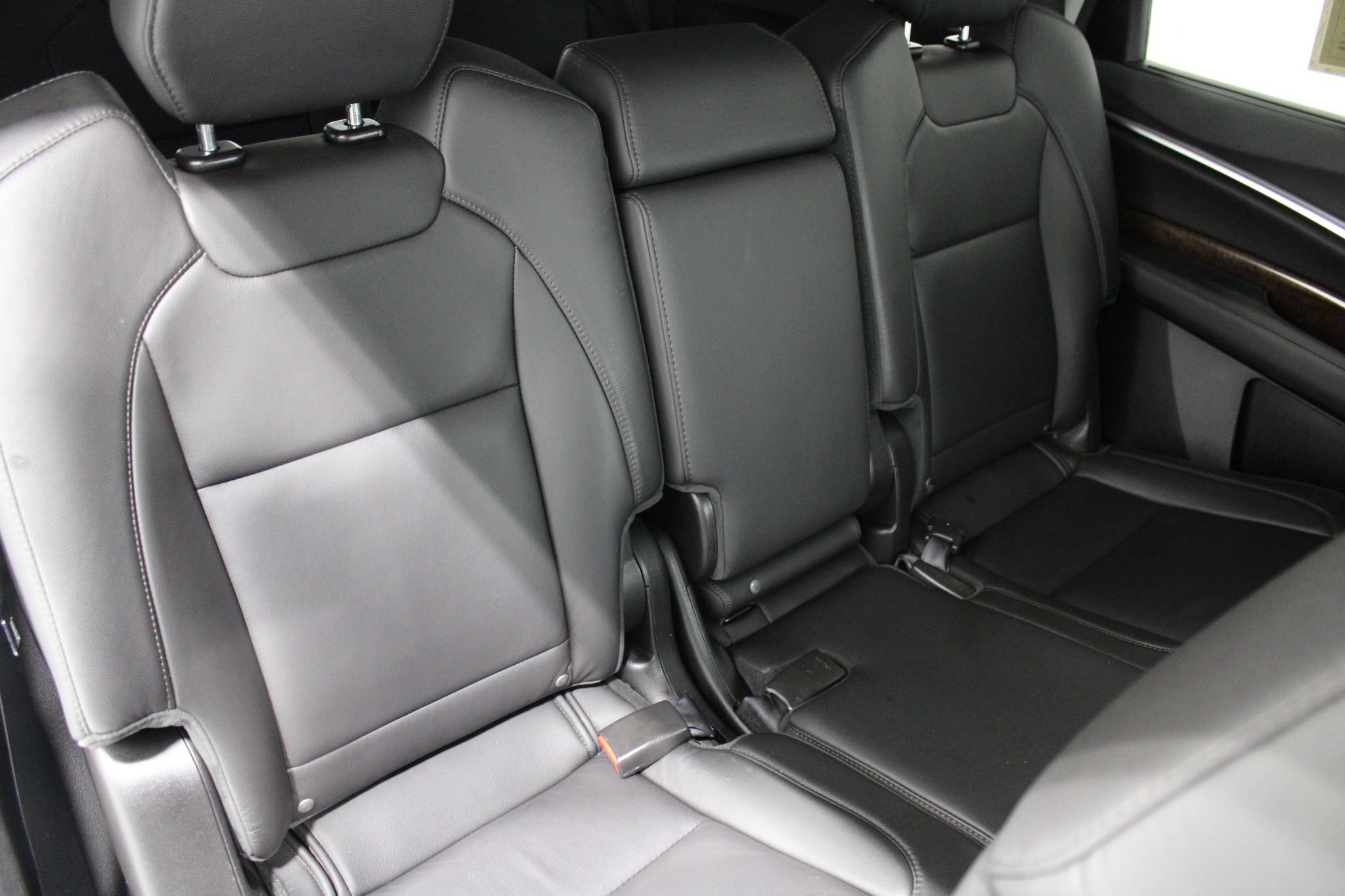 Used 2017 Acura MDX w/ Tech & Entertainment Packag FWD image 27