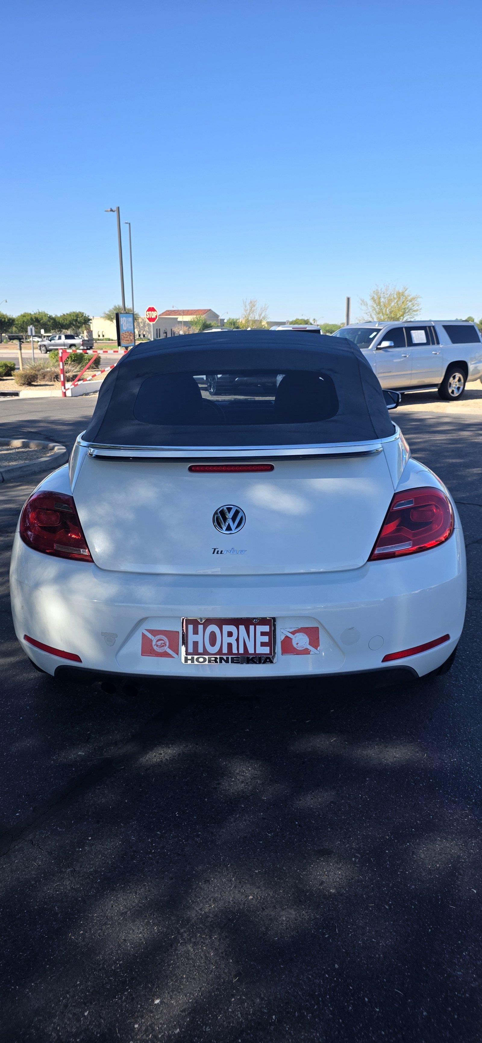 Used 2016 Volkswagen Beetle 1.8T Denim FWD image 6