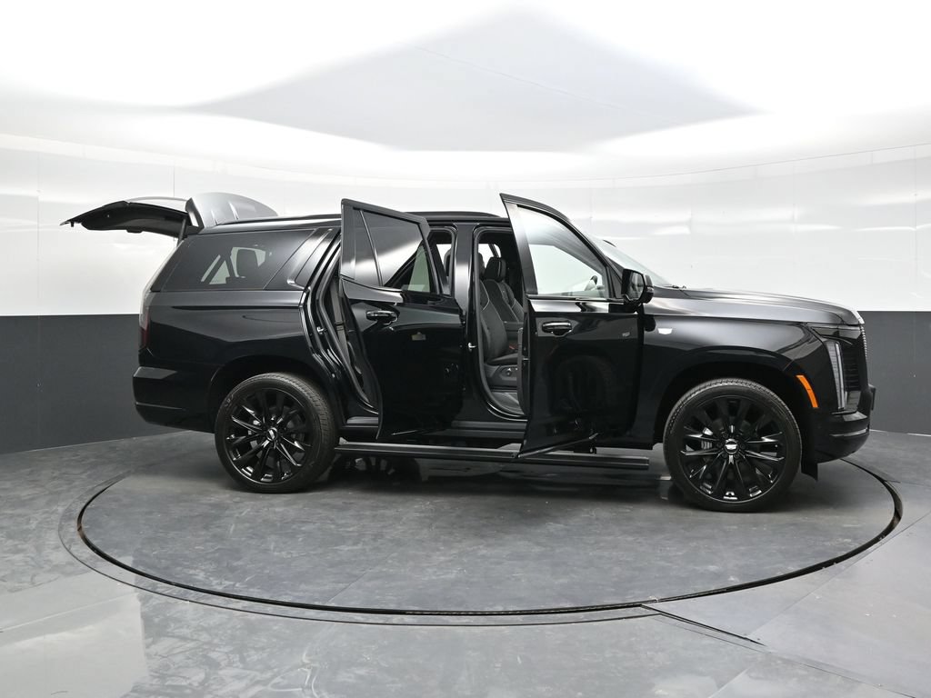 New 2026 Cadillac Escalade Platinum Sport w/ LPO, ONYX Package AWD/4WD image 49