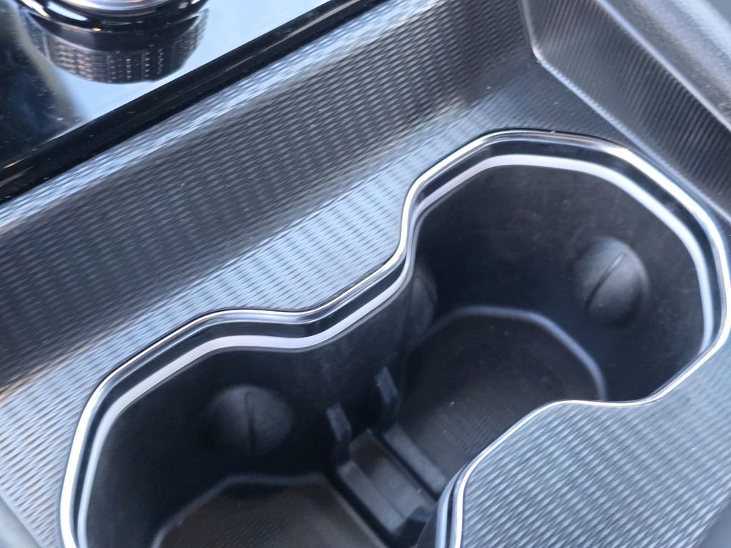 Used 2025 Jeep Grand Cherokee L Laredo w/ MOPAR Finishing Package image 24