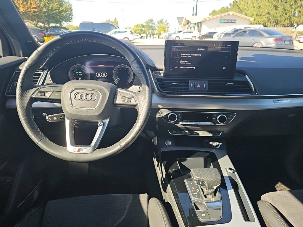 Certified 2023 Audi Q5 e Prestige w/ Prestige Package AWD/4WD image 2