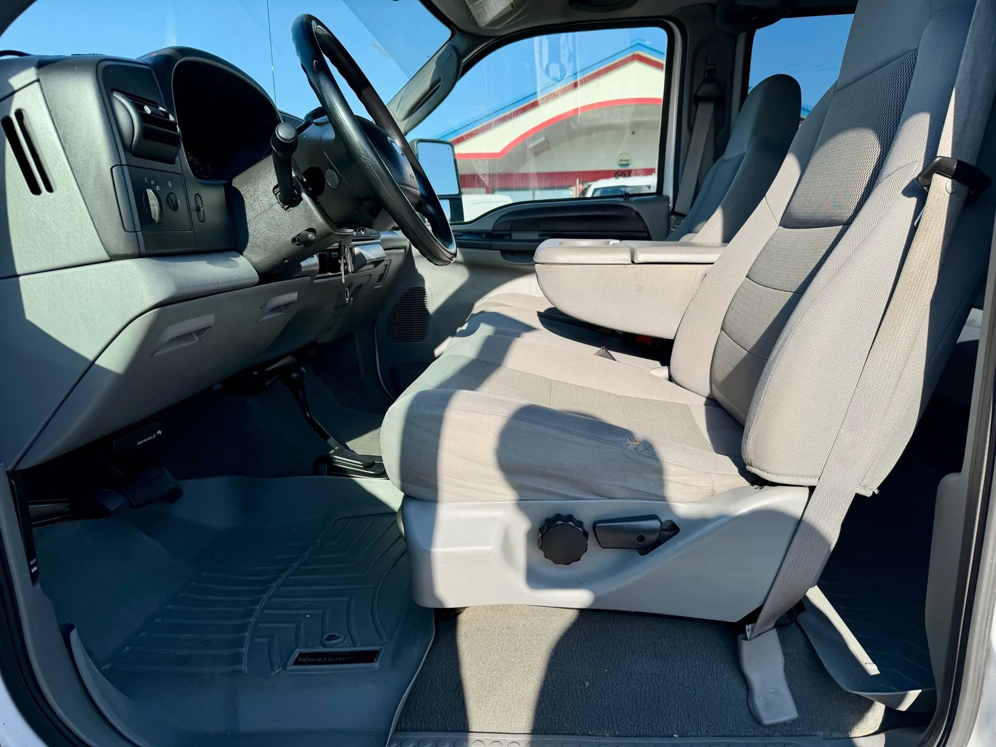 Used 2007 Ford F250 XLT image 9