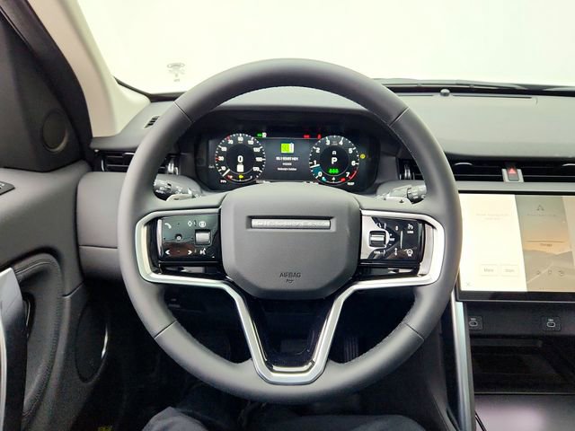 Used 2025 Land Rover Discovery Sport S image 23