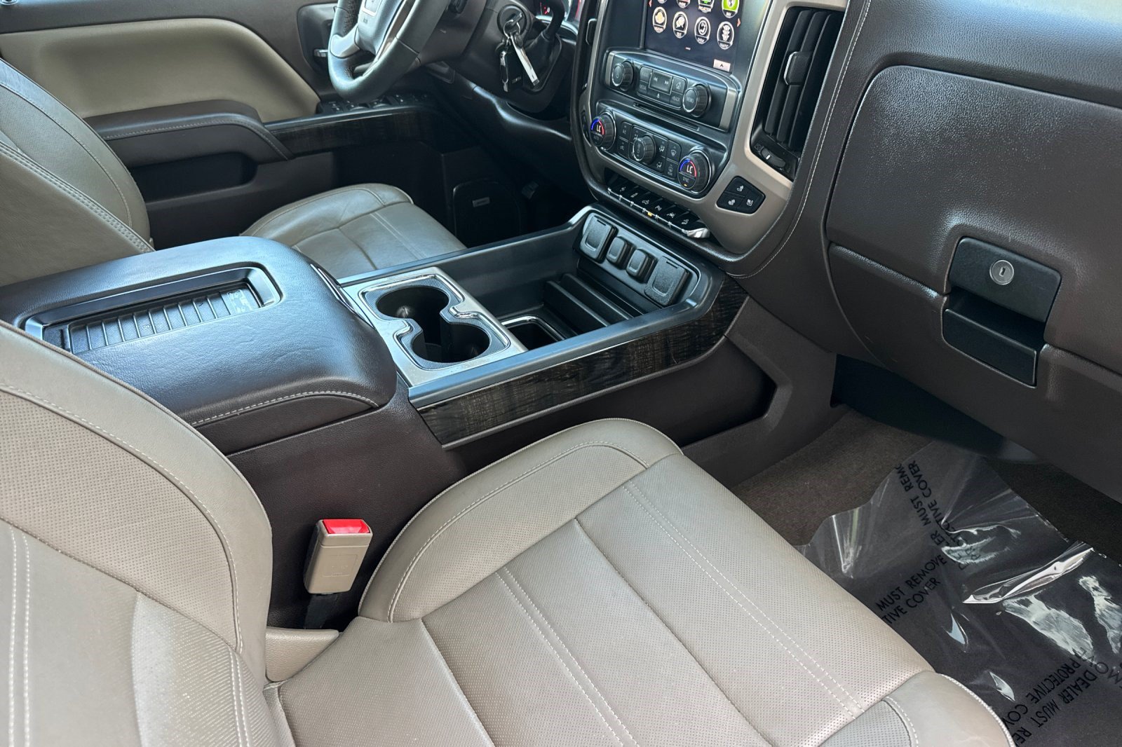 Used 2016 GMC Sierra 1500 Denali w/ Enhanced Driver Alert Package AWD/4WD image 33