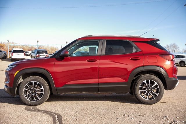 Used 2025 Chevrolet TrailBlazer LT image 8