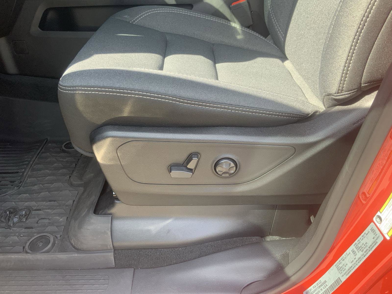 Used 2021 RAM 1500 Big Horn image 23