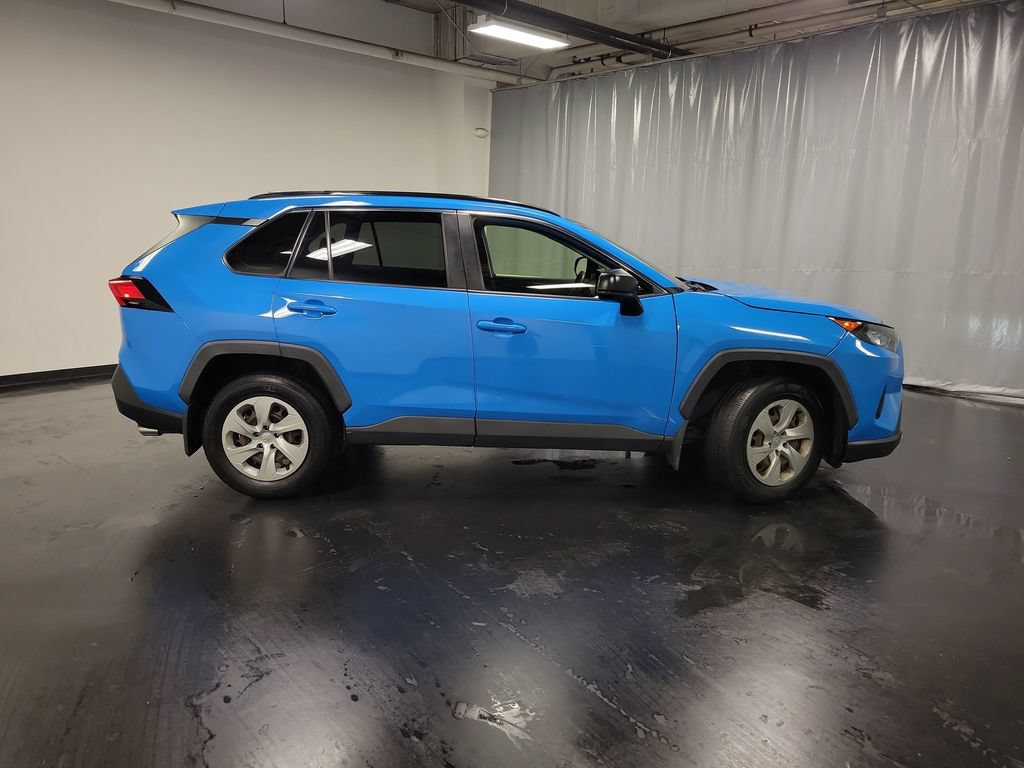 Used 2019 Toyota RAV4 LE w/ All Weather Liner Package AWD/4WD image 10