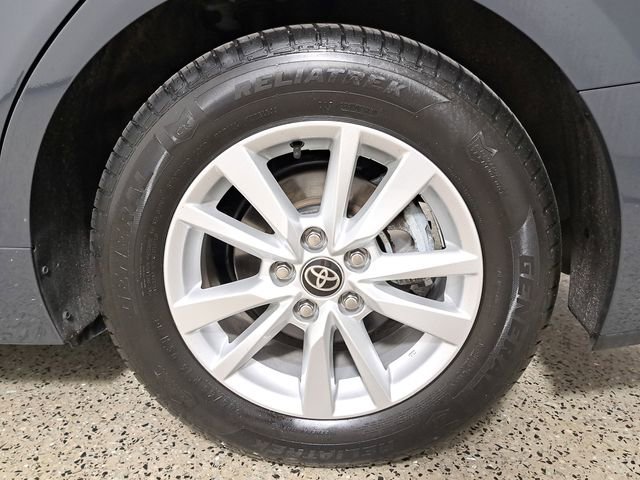 Used 2025 Toyota Camry LE FWD image 7