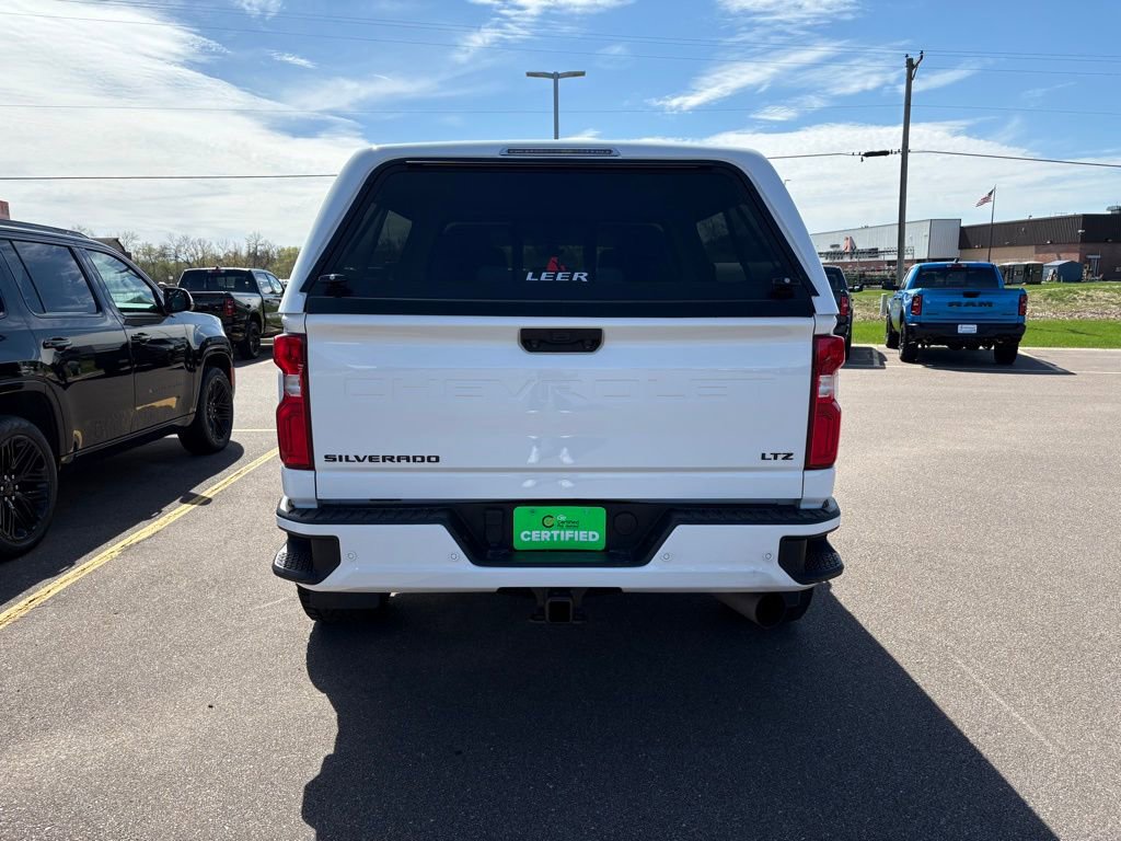 Used 2023 Chevrolet Silverado 3500 LTZ w/ LTZ Plus Package AWD/4WD image 4