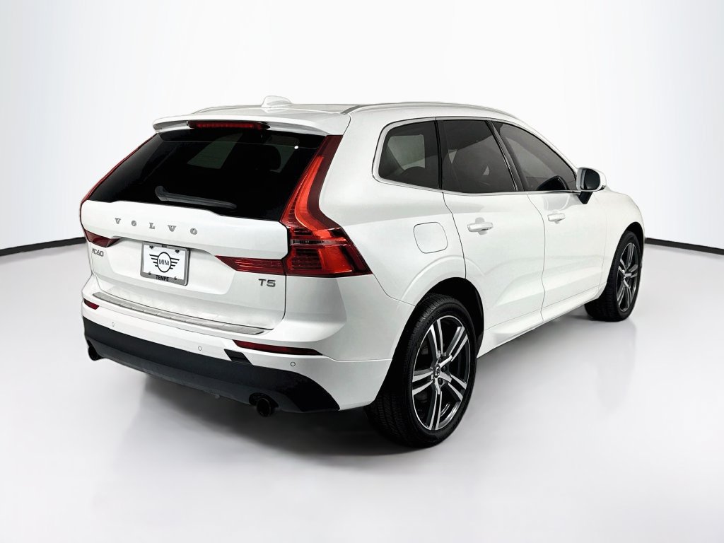 Used 2021 Volvo XC60 T5 Momentum w/ Protection Package Premier FWD image 5