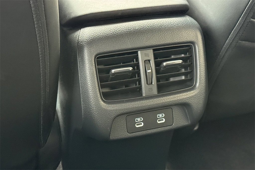 Certified 2025 Acura ADX A-Spec image 17