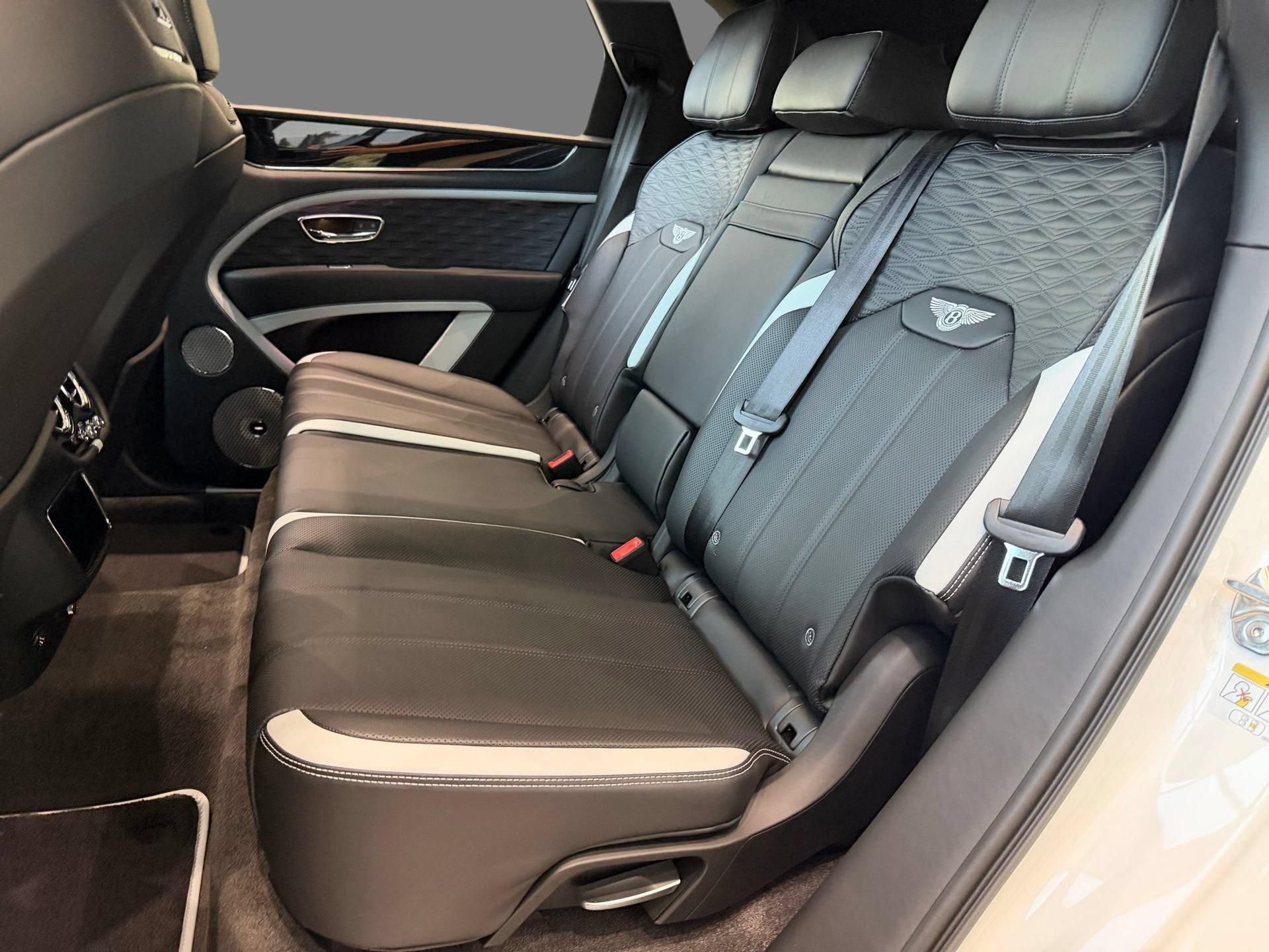 New 2026 Bentley Bentayga Speed AWD/4WD image 20