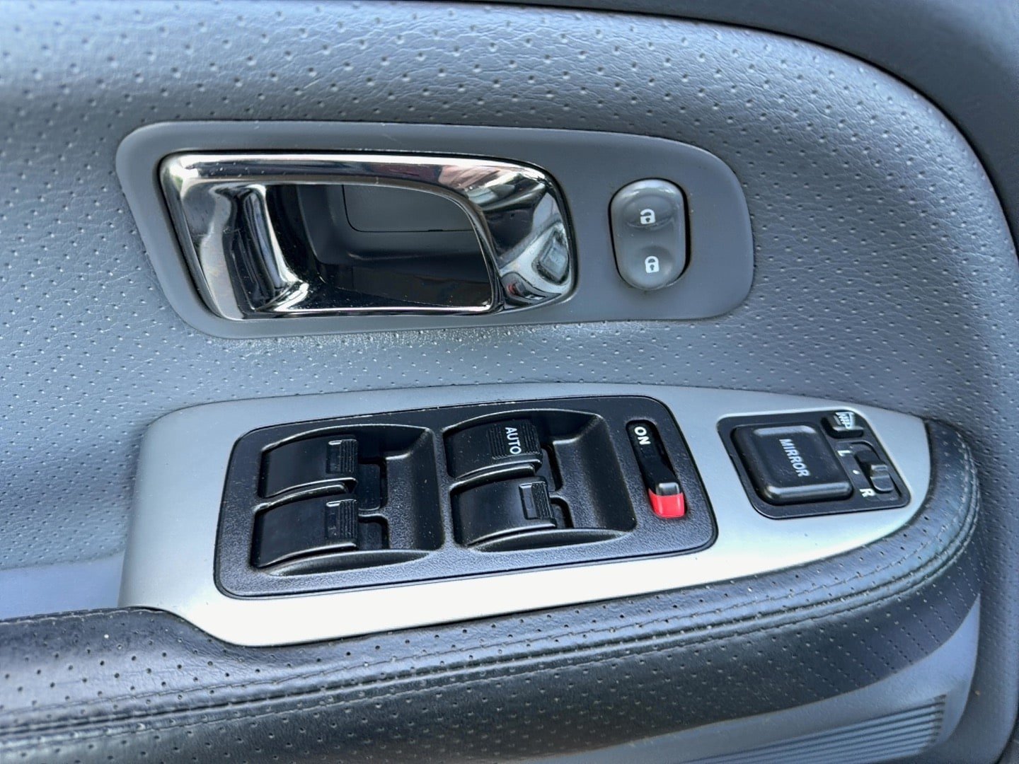 Used 2005 Honda Pilot EX-L image 13