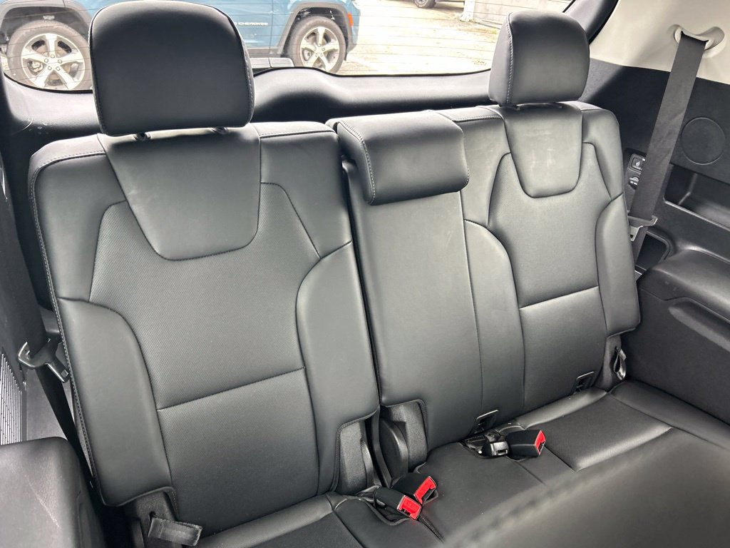 Used 2025 Kia Telluride S FWD image 29