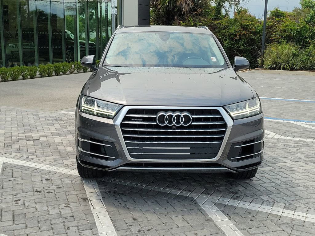 Used 2018 Audi Q7 3.0T Premium Plus w/ Premium Plus Package AWD/4WD image 8