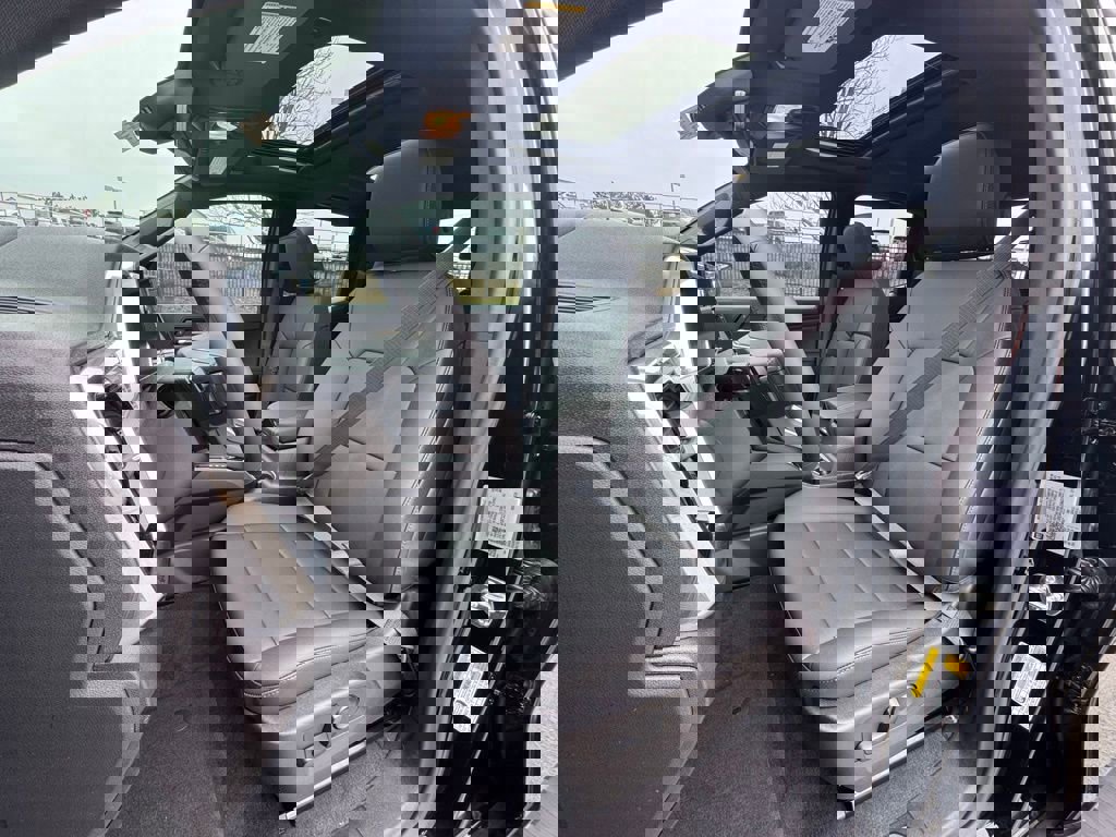 New 2026 GMC Canyon Elevation w/ Convenience Package image 5