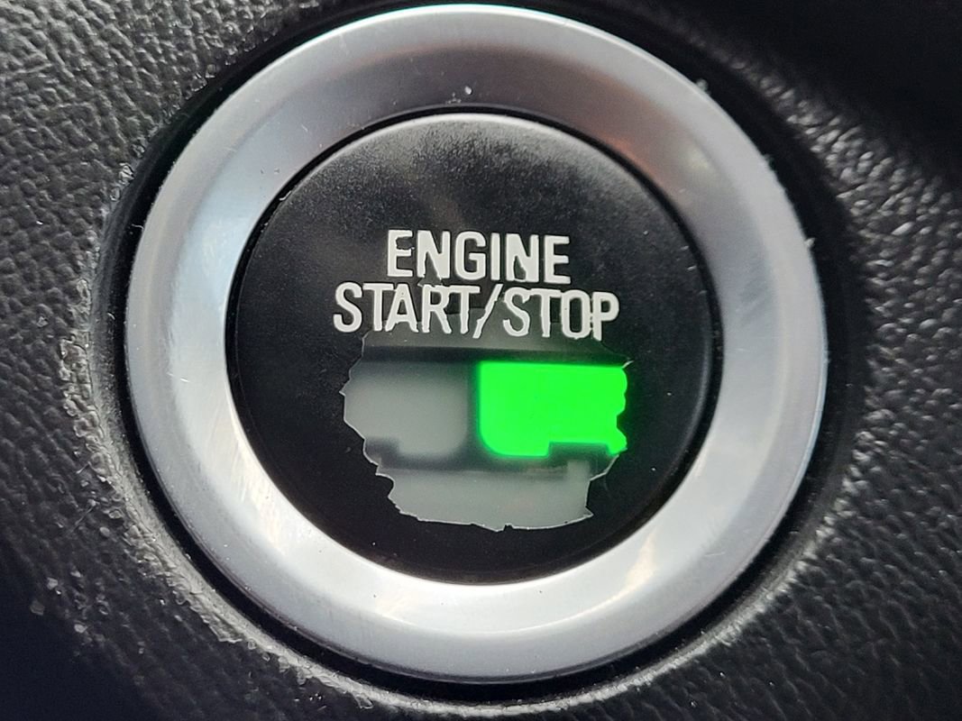 Used 2019 Chevrolet Equinox LT w/ Sun & Navigation Package AWD/4WD image 24