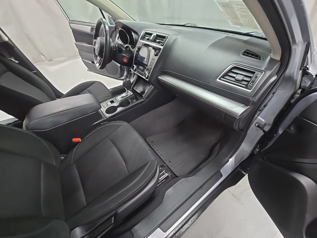 Used 2018 Subaru Outback 2.5i Premium AWD/4WD image 25
