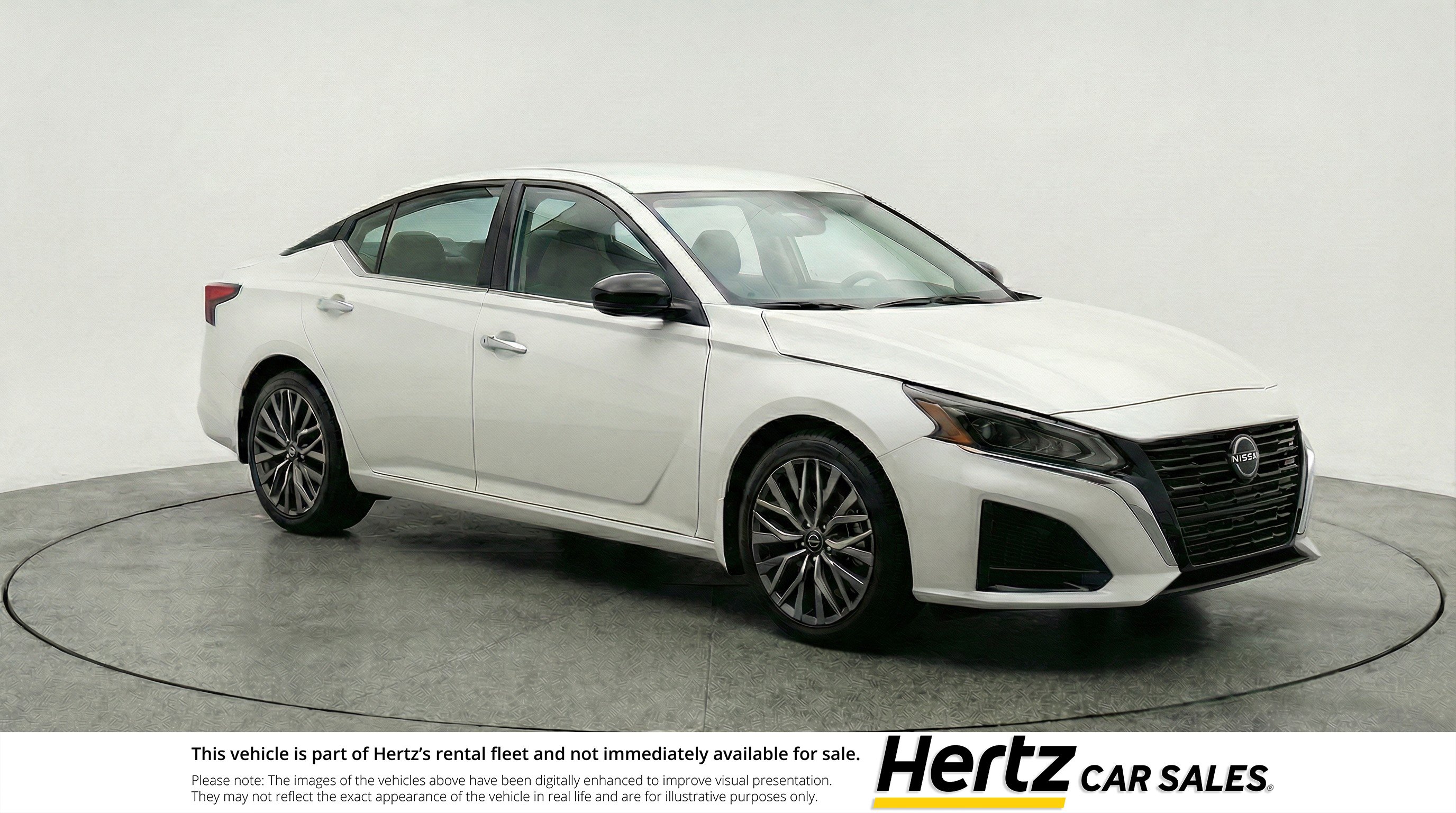 Used 2025 Nissan Altima 2.5 SV FWD image 1