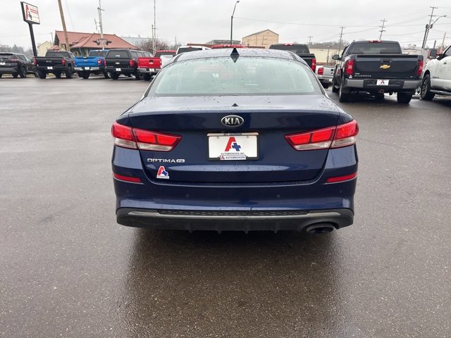 Used 2020 Kia Optima LX image 4