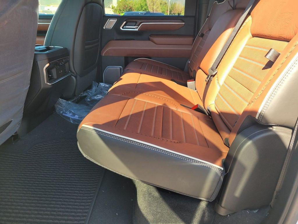 New 2026 GMC Sierra 2500 Denali Ultimate w/ Max Trailering Package AWD/4WD image 7