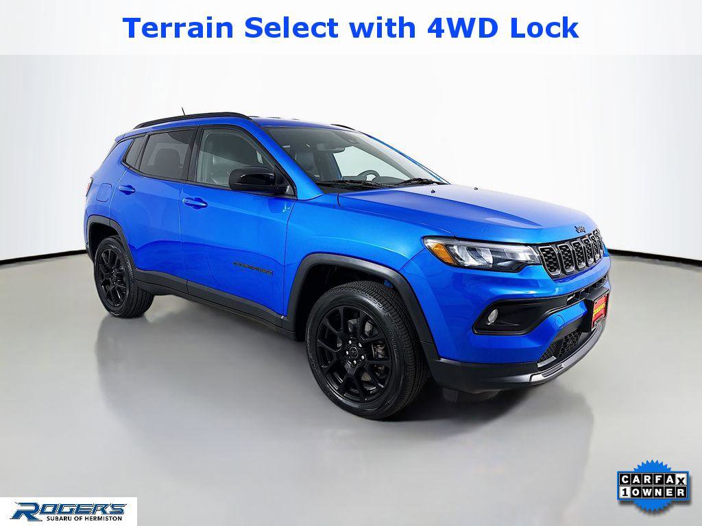 Used 2025 Jeep Compass Latitude w/ Altitude Special Edition image 1