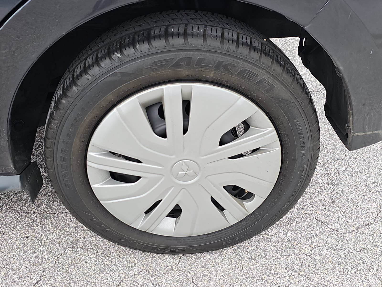 Used 2024 Mitsubishi Mirage LE FWD image 10