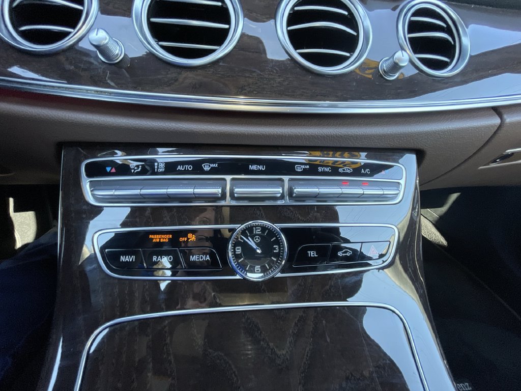 Used 2020 Mercedes-Benz E 350 Sedan image 33