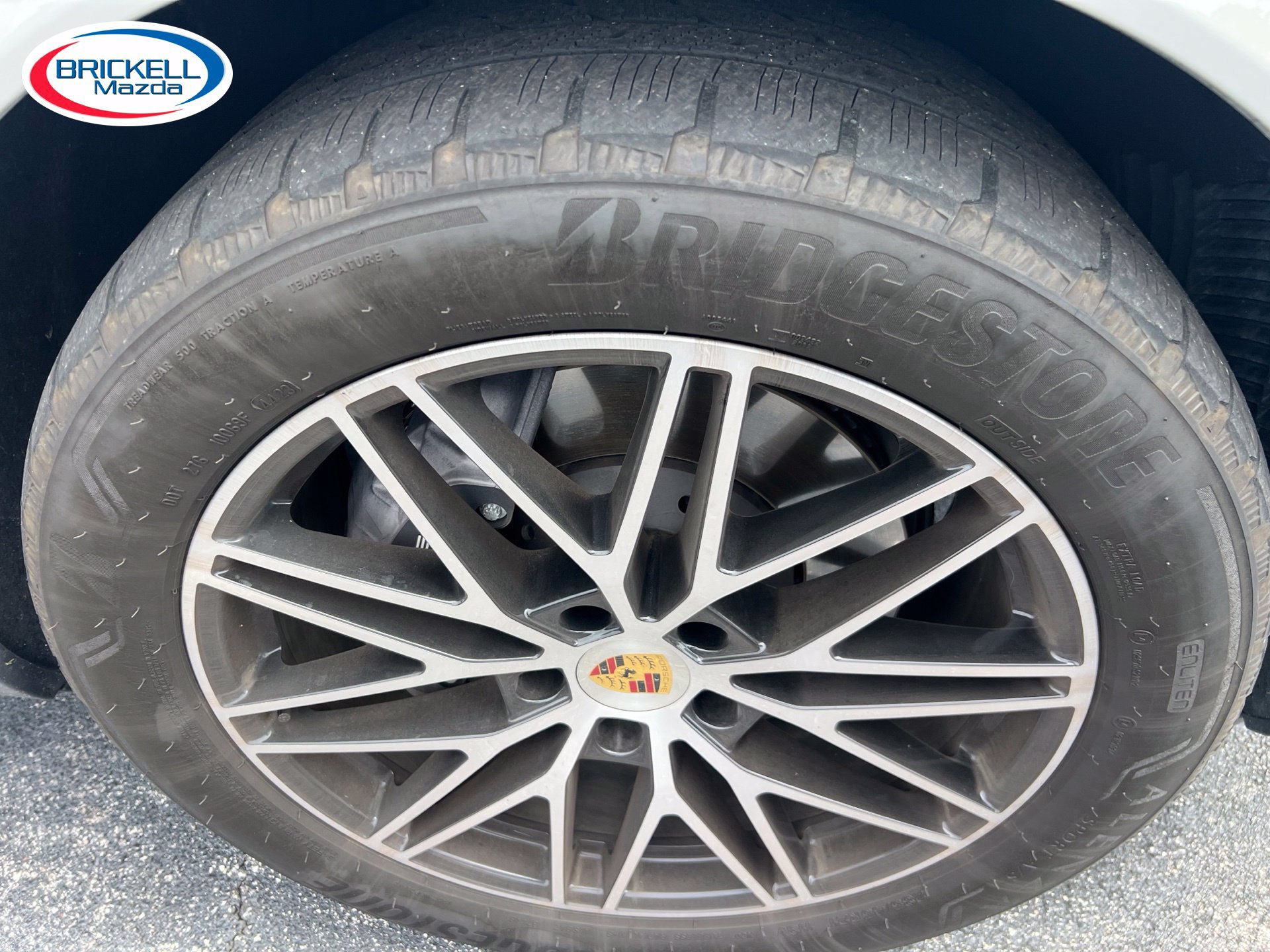 Used 2024 Porsche Cayenne AWD/4WD image 28