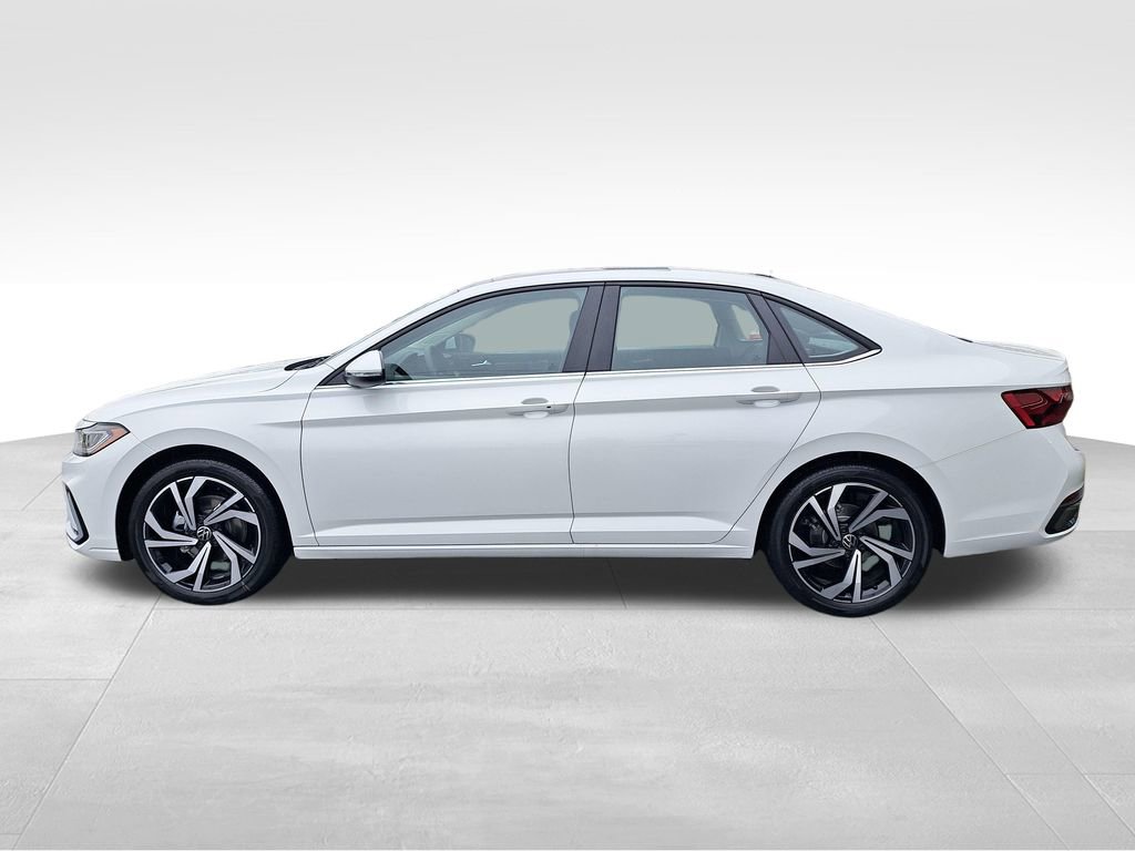 New 2026 Volkswagen Jetta SEL FWD image 2