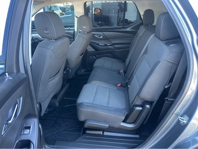 Used 2020 Chevrolet Traverse LS w/ LPO, Black Accent Package image 16