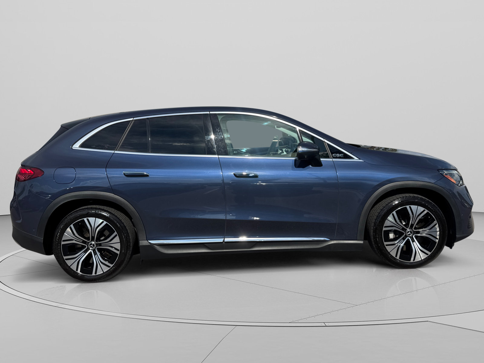 Certified 2023 Mercedes-Benz EQE 350+ 4MATIC SUV image 6